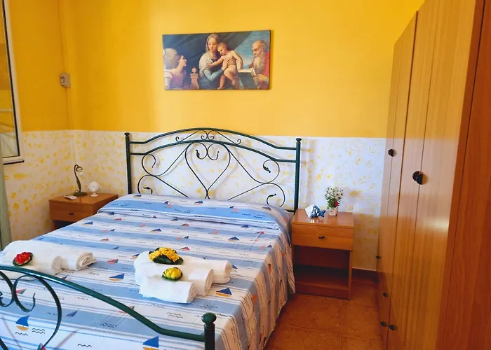 Residenza Zeus In Baia *