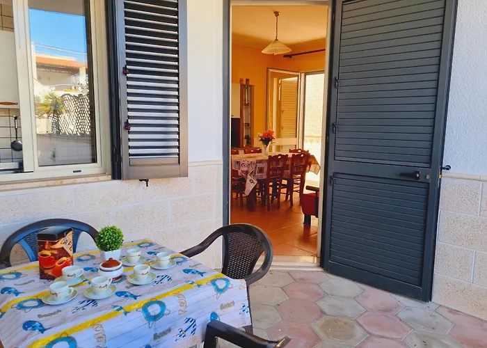 Residenza Zeus In Baia Holiday home
