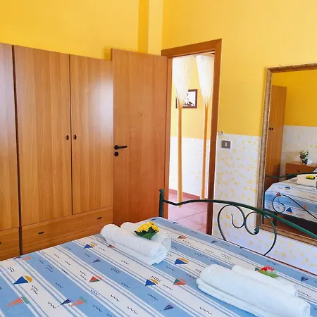 Residenza Zeus In Baia *