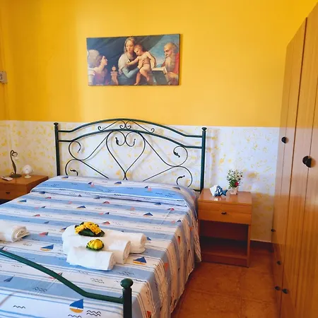 Residenza Zeus In Baia *