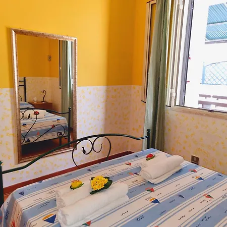 Residenza Zeus In Baia