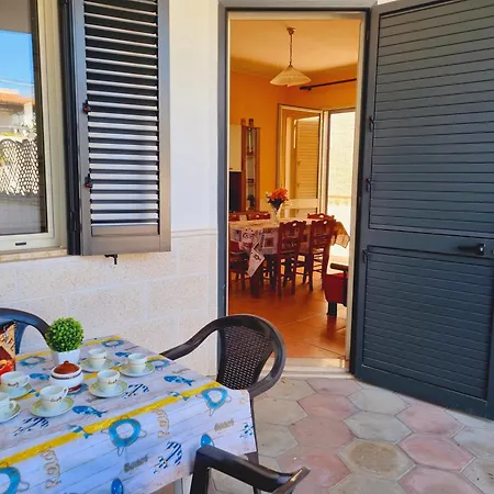 Residenza Zeus In Baia Ferienhaus