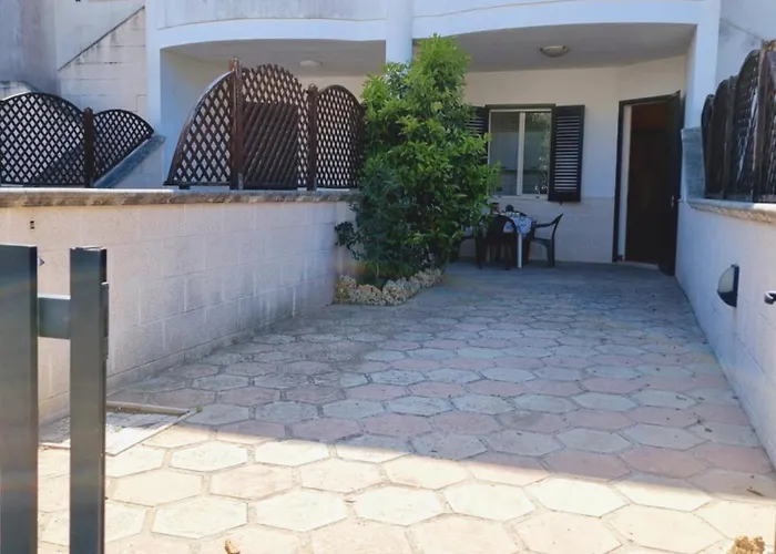 Residenza Zeus In Baia Hébergement de vacances